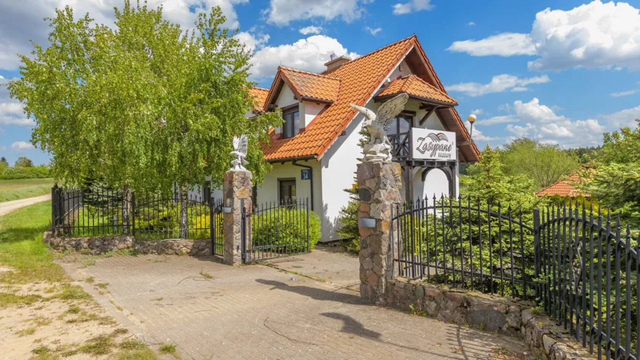 Willa Zasypane Mazury